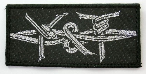 Silver glitter sew on - t,